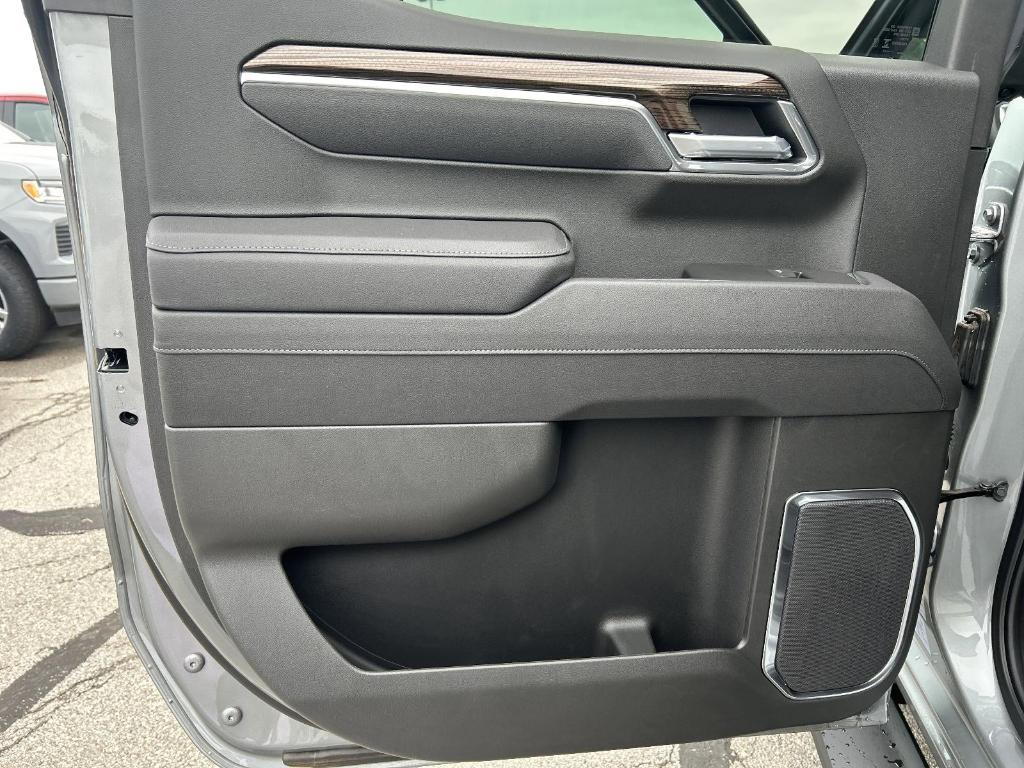 new 2025 Chevrolet Silverado 1500 car, priced at $68,645