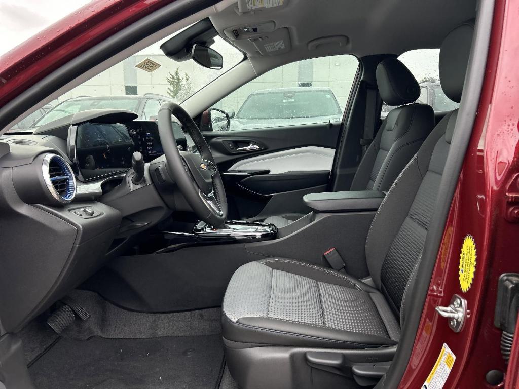 new 2025 Chevrolet Trax car, priced at $24,885