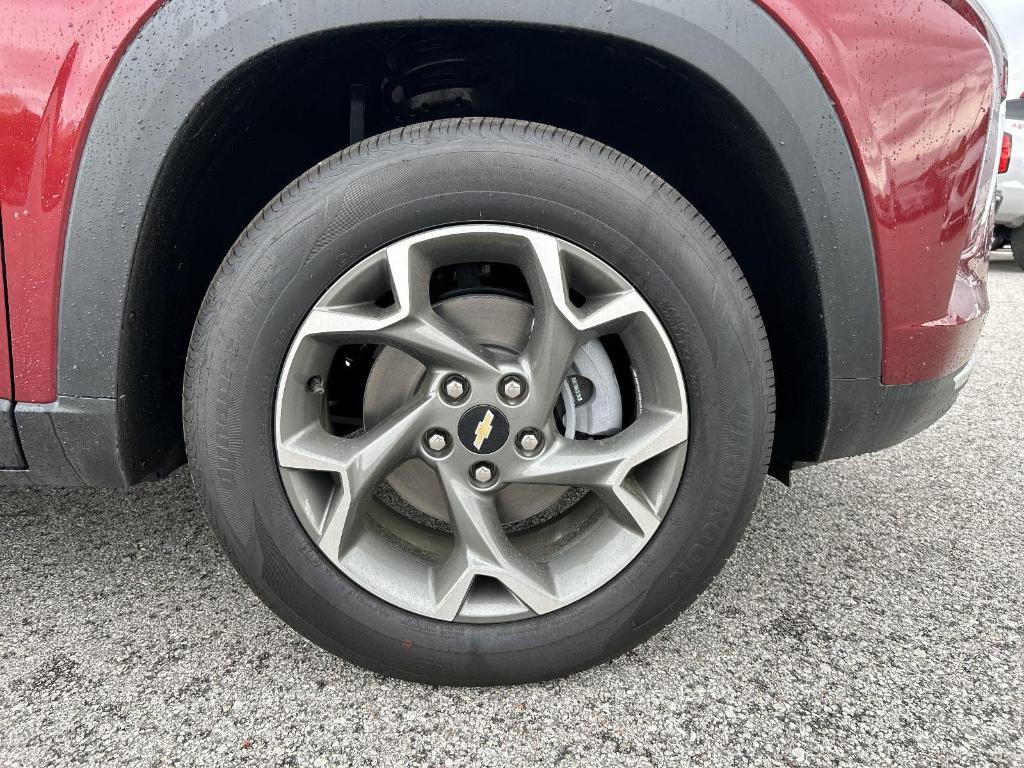 new 2025 Chevrolet Trax car, priced at $24,885