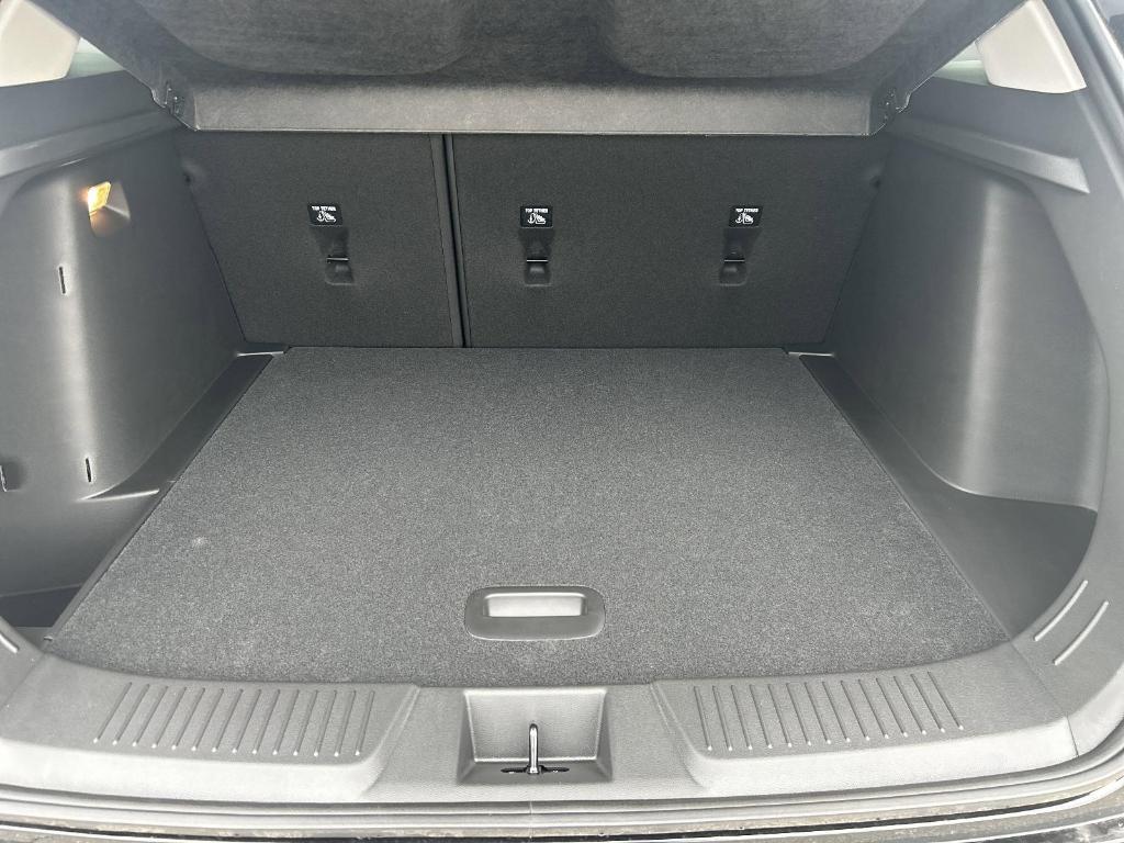 new 2025 Chevrolet Trax car, priced at $25,385