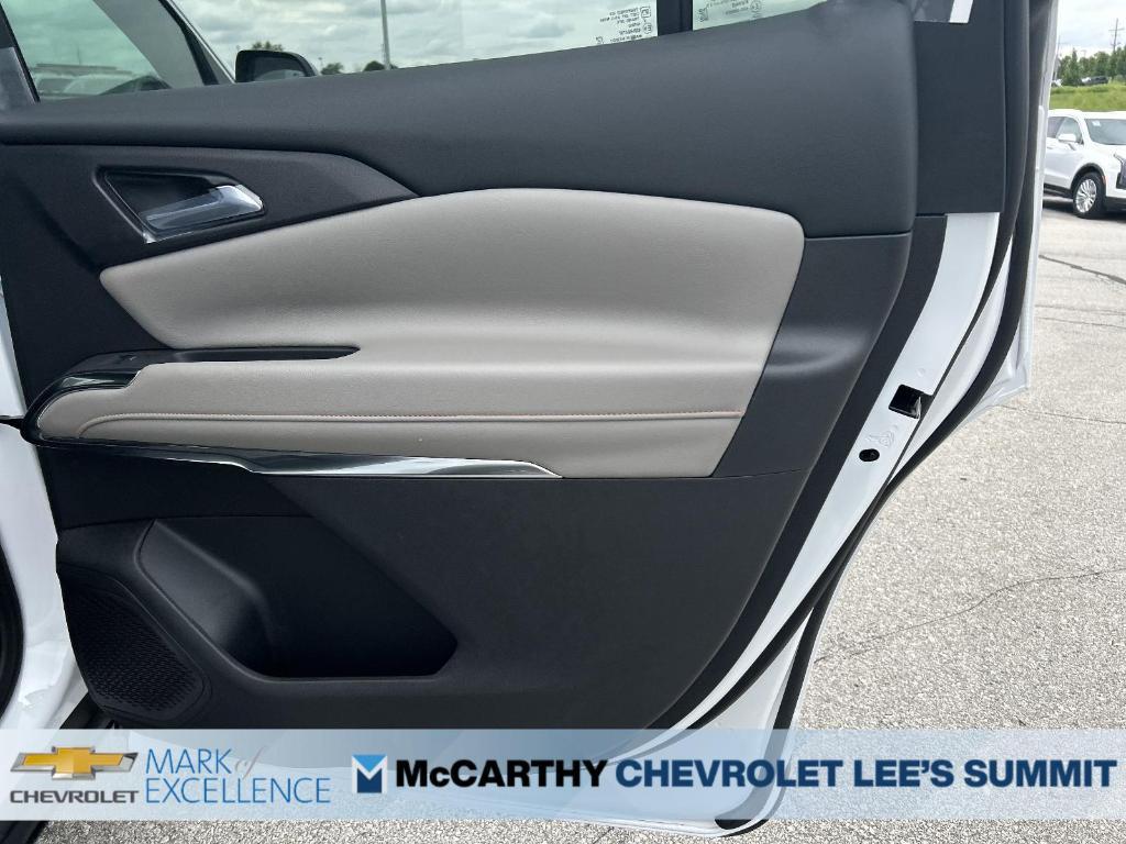 new 2025 Chevrolet Traverse car, priced at $41,895