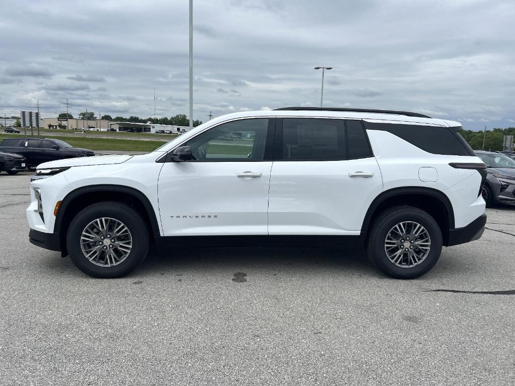 new 2025 Chevrolet Traverse car, priced at $43,045