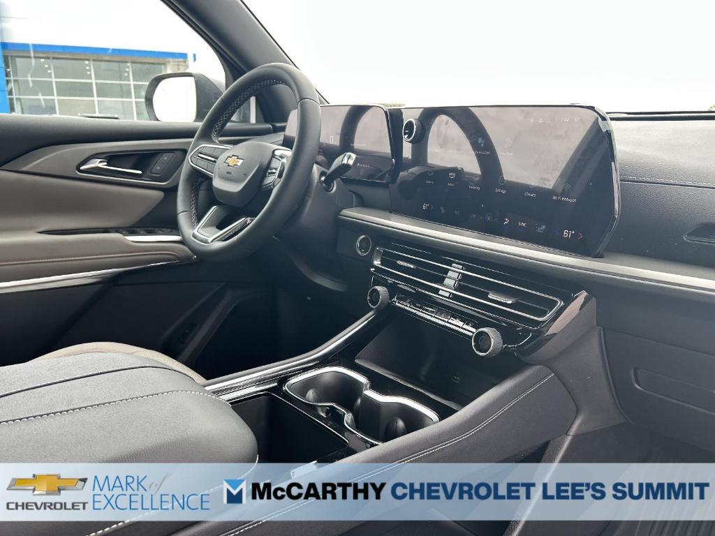 new 2025 Chevrolet Traverse car, priced at $41,895