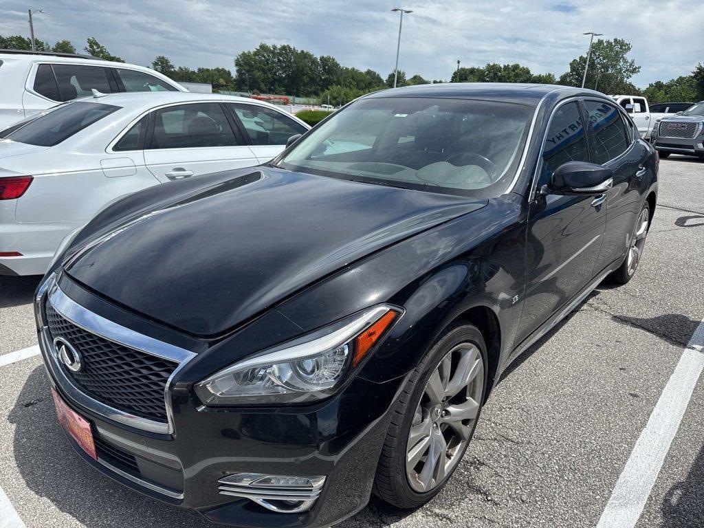 used 2016 INFINITI Q70L car, priced at $14,000