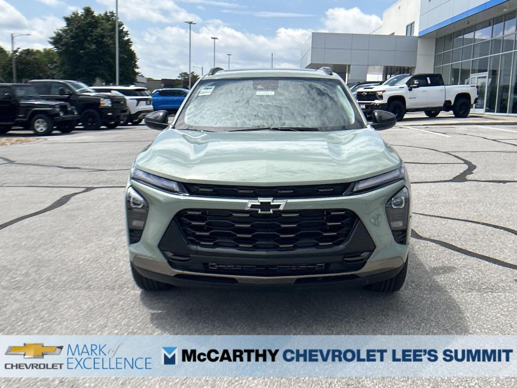 new 2025 Chevrolet Trax car