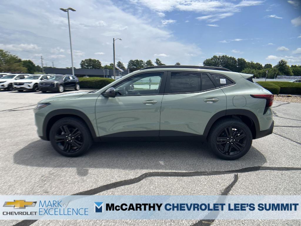 new 2025 Chevrolet Trax car