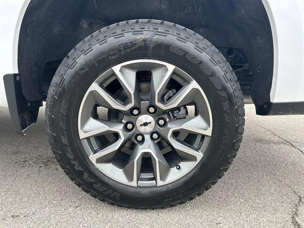 new 2025 Chevrolet Silverado 1500 car