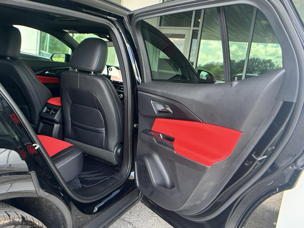 new 2025 Chevrolet Equinox EV car