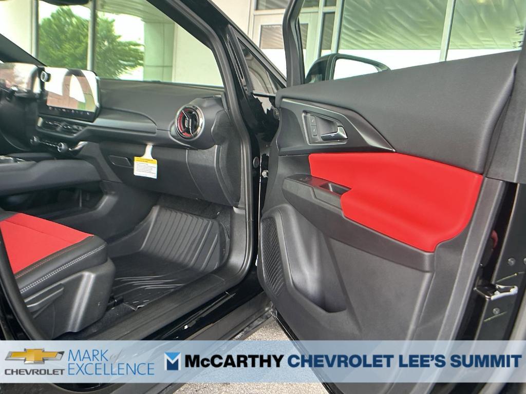new 2025 Chevrolet Equinox EV car, priced at $34,190