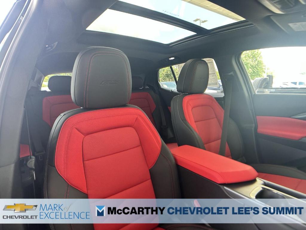 new 2025 Chevrolet Equinox EV car, priced at $34,190