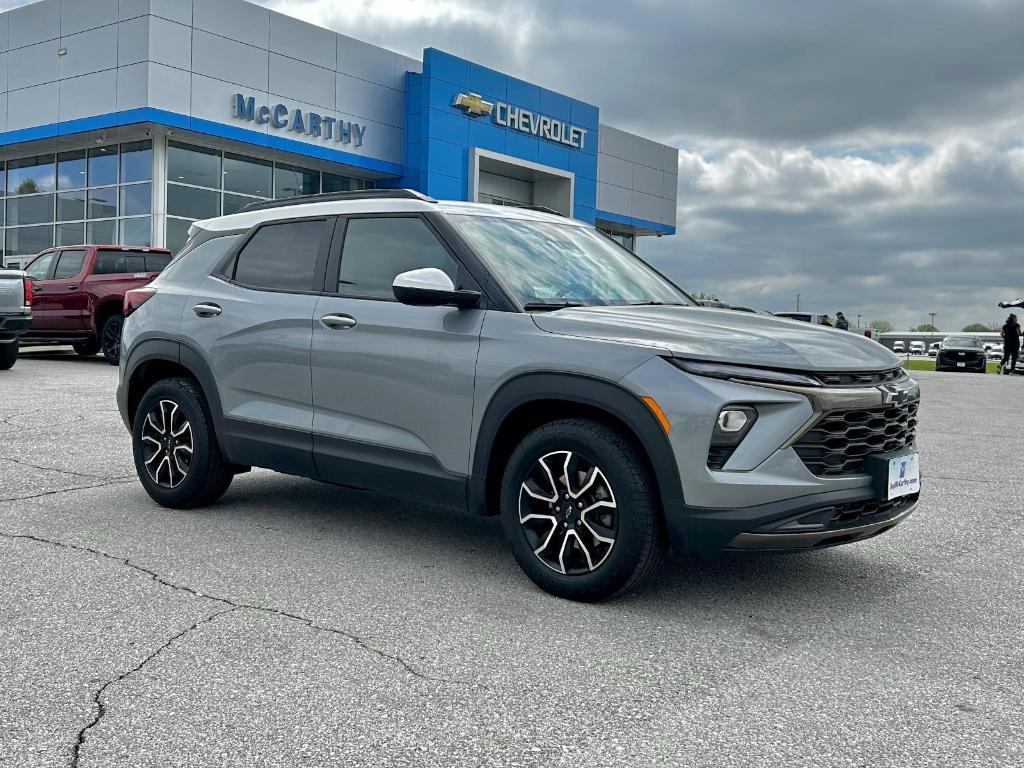 new 2025 Chevrolet TrailBlazer car, priced at $28,585