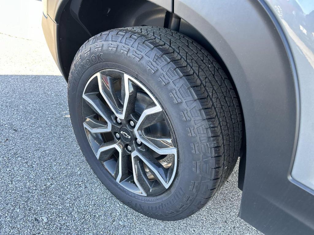 new 2025 Chevrolet TrailBlazer car