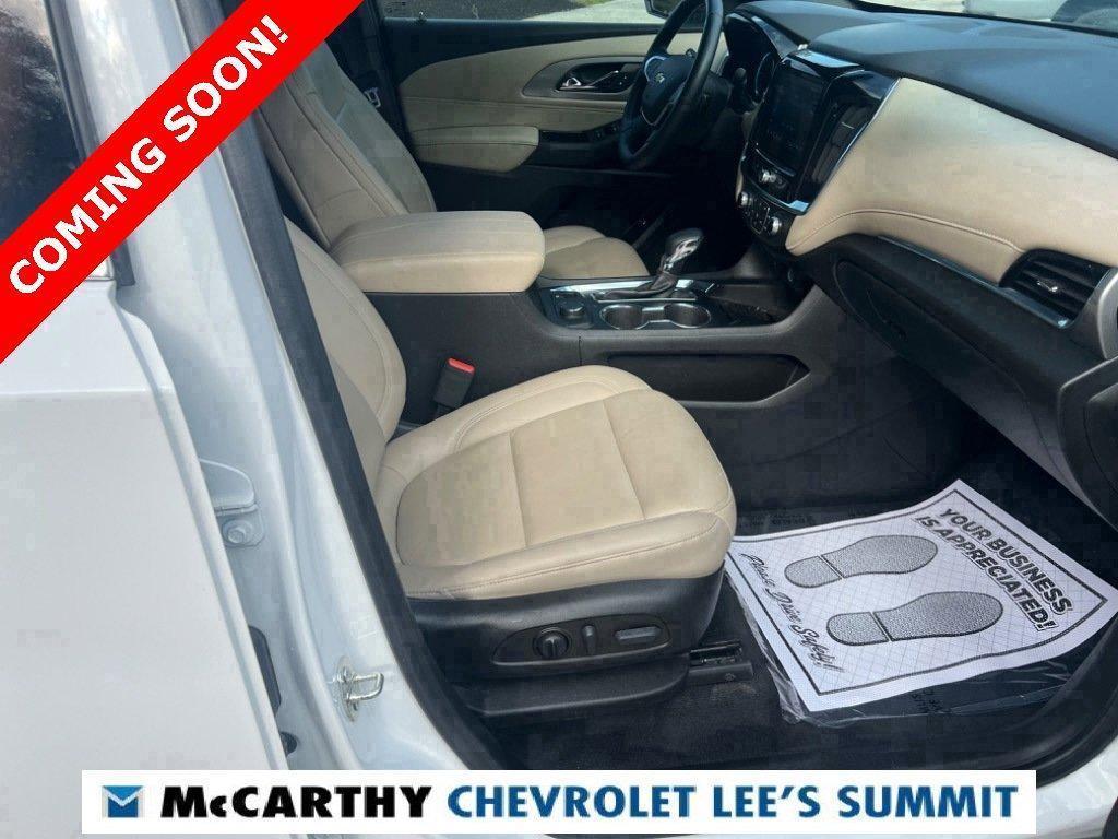 used 2023 Chevrolet Traverse car, priced at $33,000