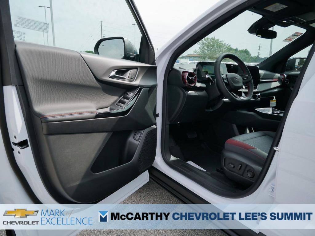 new 2026 Chevrolet Equinox car, priced at $38,600