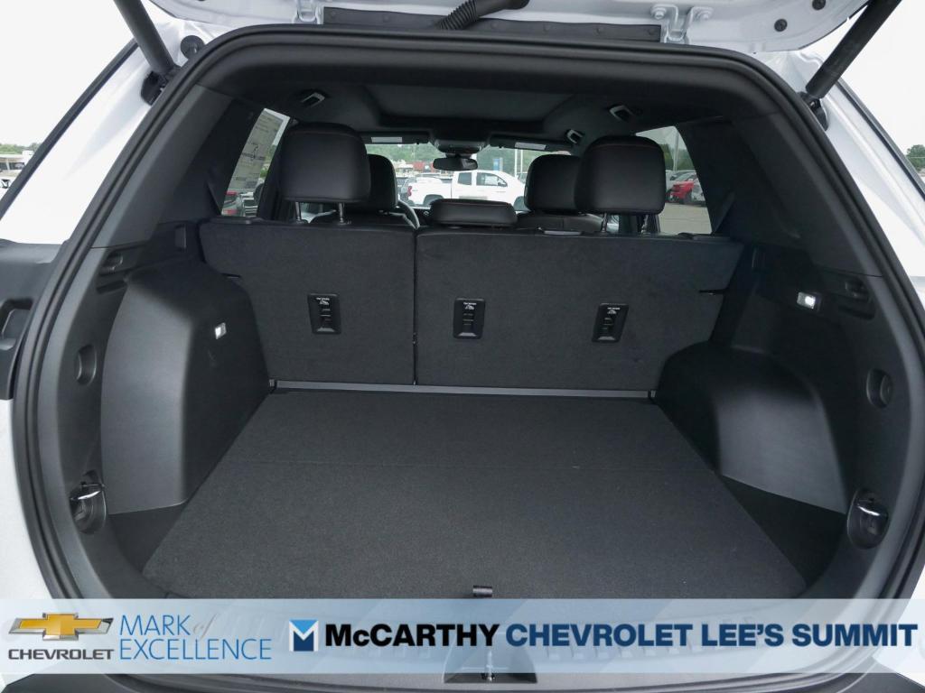 new 2026 Chevrolet Equinox car, priced at $38,600