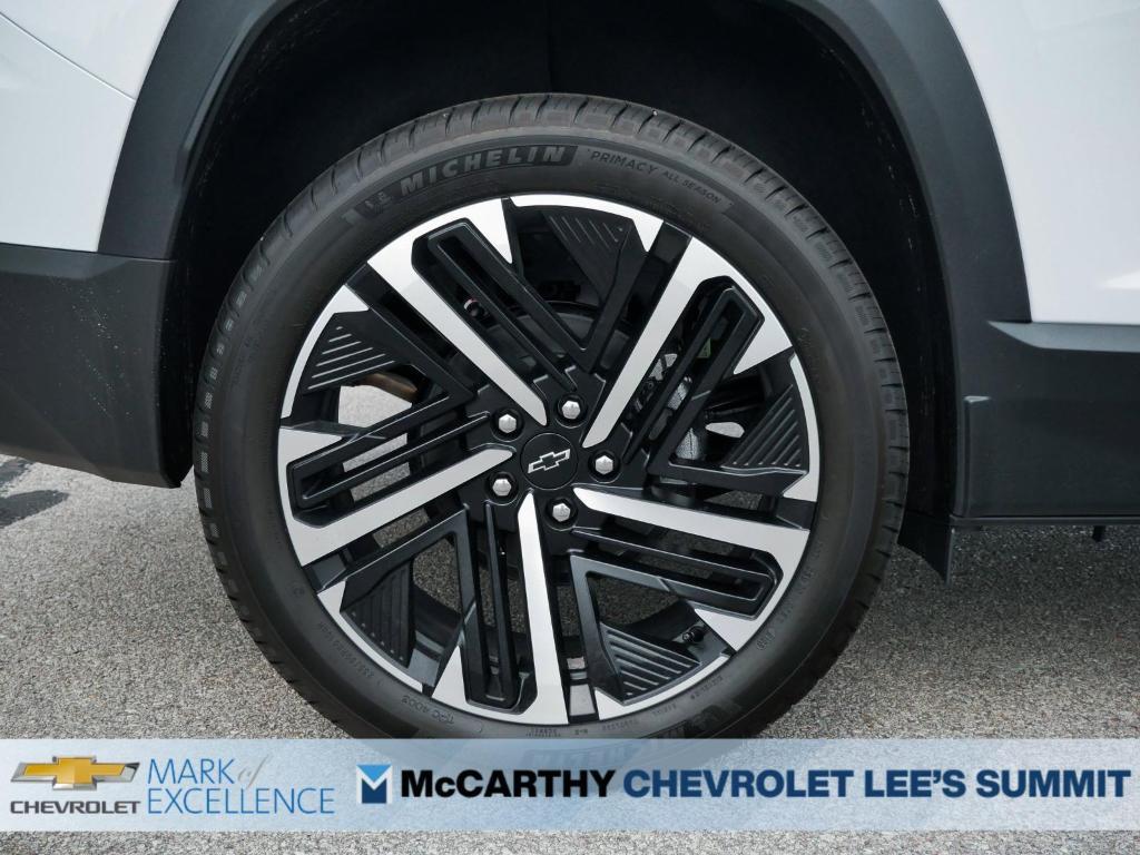 new 2026 Chevrolet Equinox car, priced at $38,600