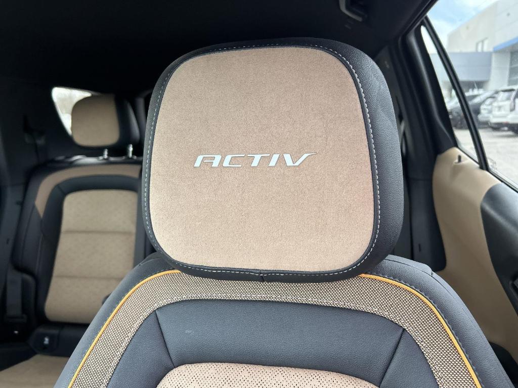 new 2025 Chevrolet Equinox car, priced at $37,625