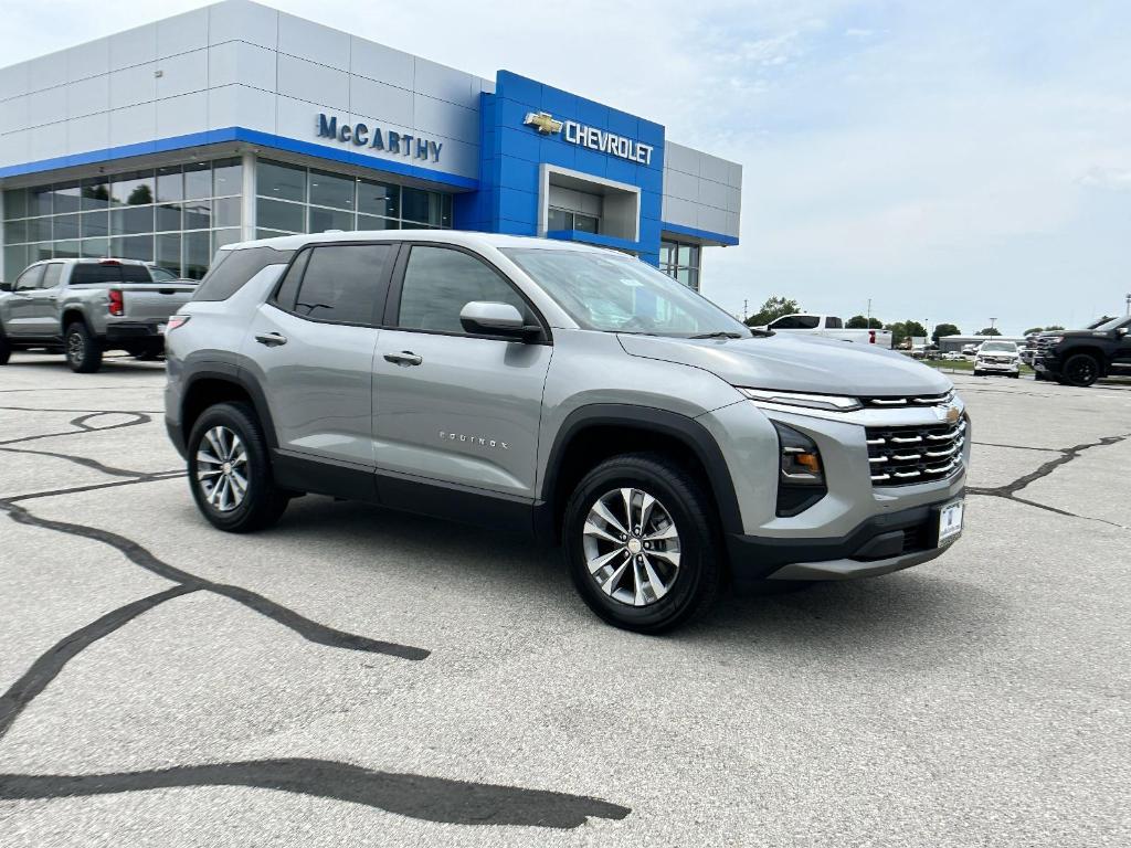 new 2026 Chevrolet Equinox car, priced at $31,295