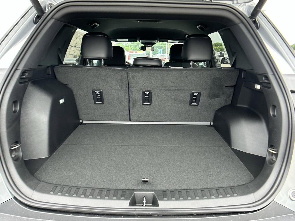 new 2026 Chevrolet Equinox car, priced at $31,295