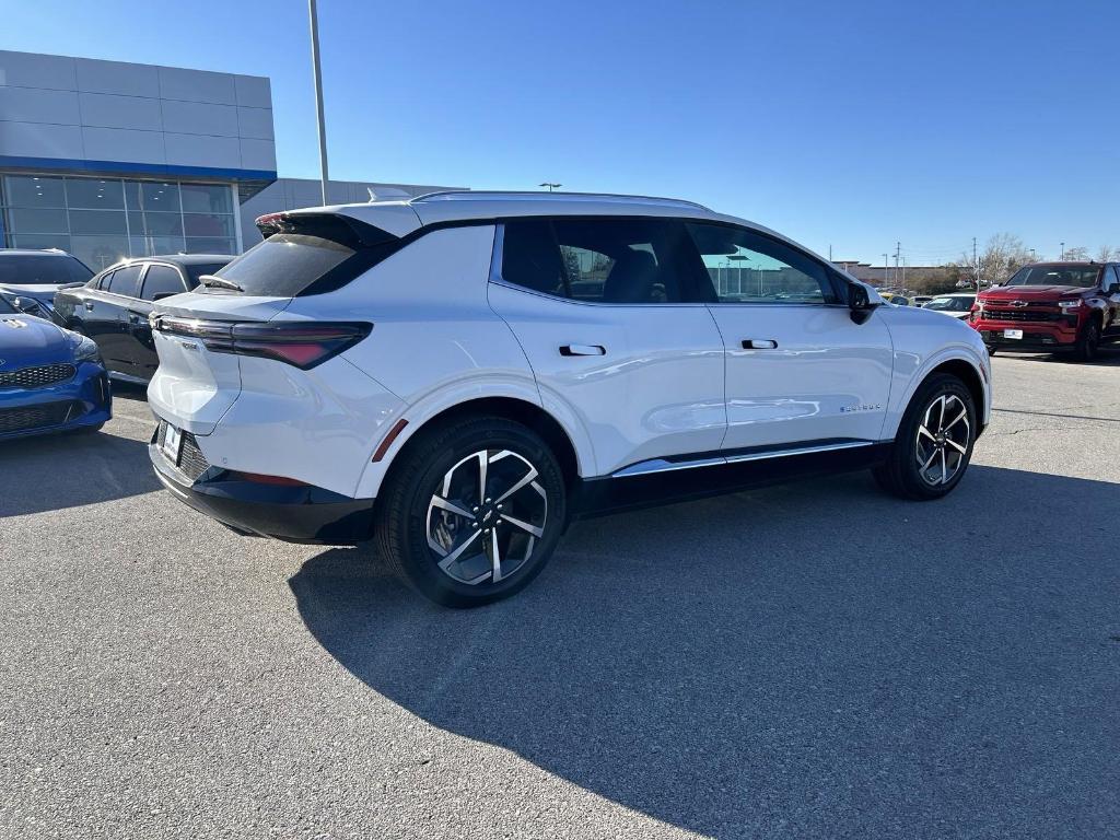 new 2024 Chevrolet Equinox EV car, priced at $42,420