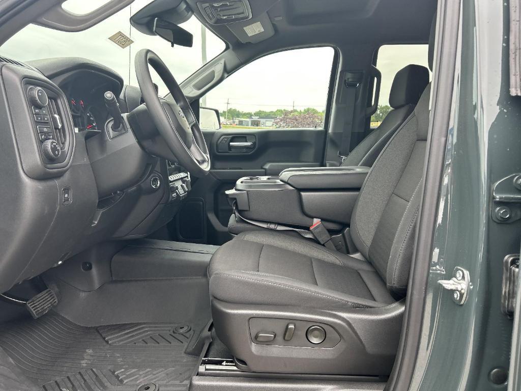 new 2025 Chevrolet Silverado 1500 car, priced at $48,395