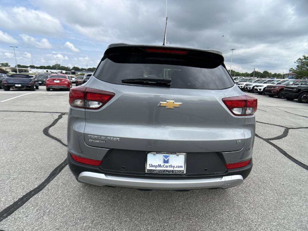 new 2025 Chevrolet TrailBlazer car, priced at $29,215