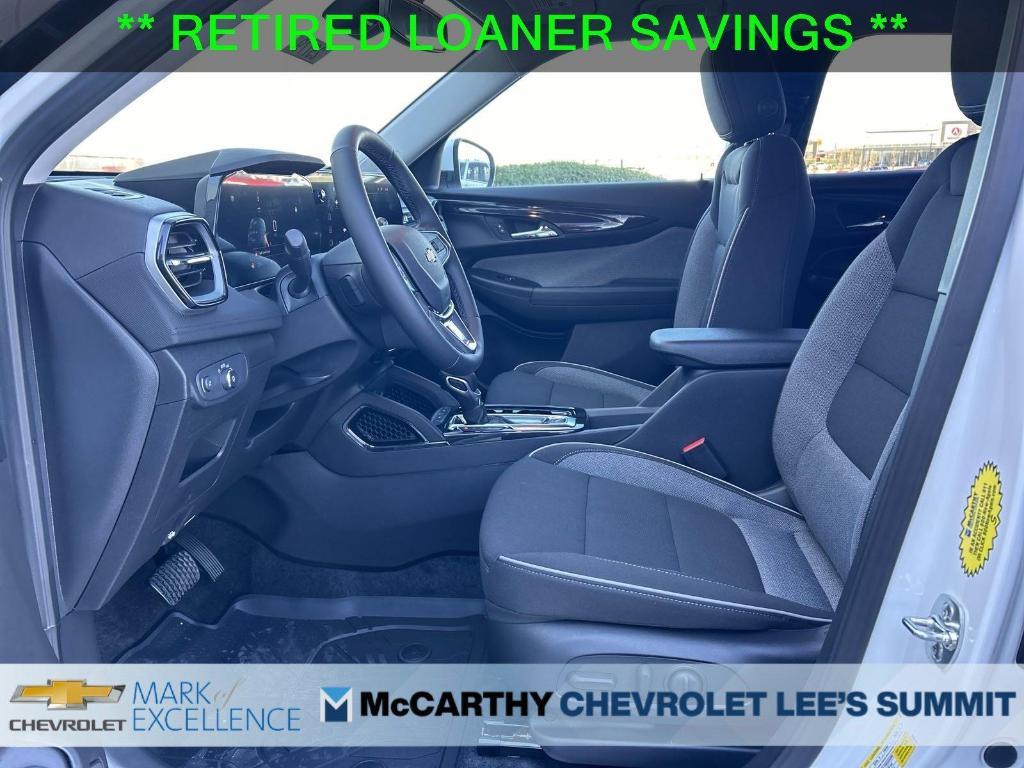 new 2025 Chevrolet TrailBlazer car, priced at $29,215