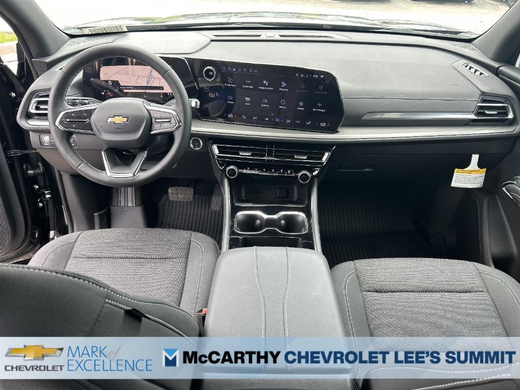 new 2025 Chevrolet Traverse car, priced at $42,000