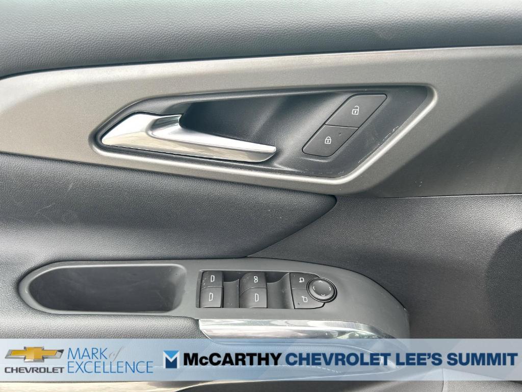 new 2025 Chevrolet Traverse car, priced at $42,000