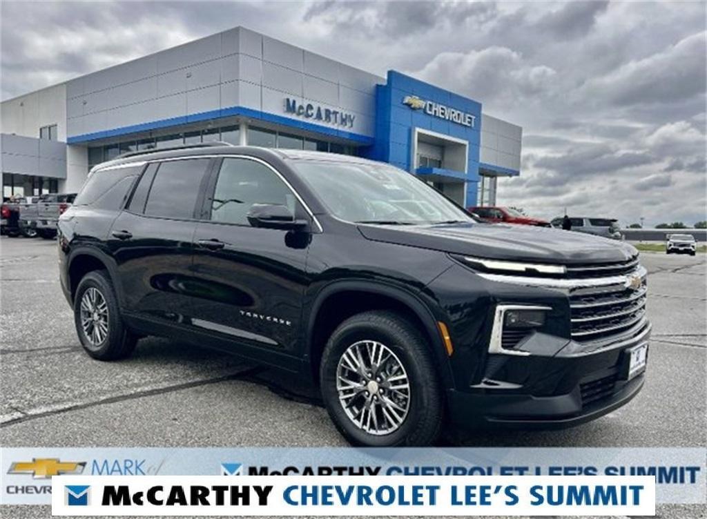 new 2025 Chevrolet Traverse car, priced at $41,045