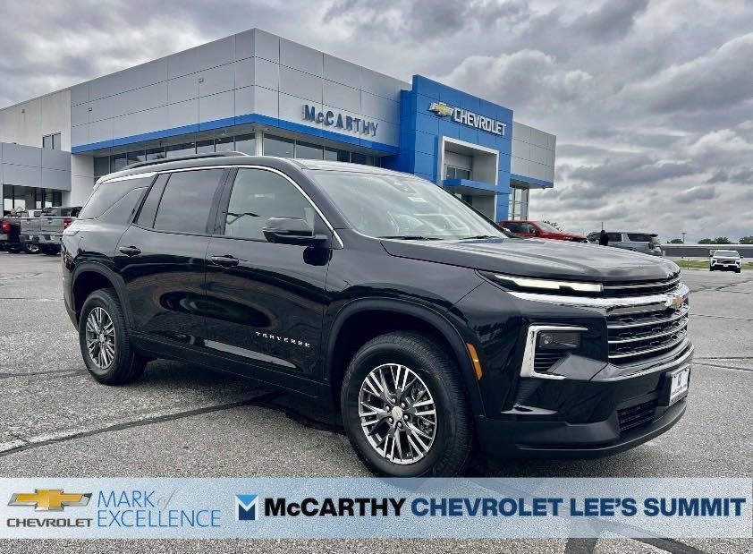 new 2025 Chevrolet Traverse car, priced at $42,000