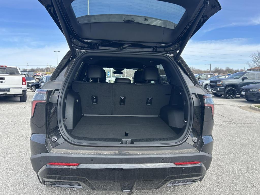 new 2025 Chevrolet Equinox car, priced at $34,095