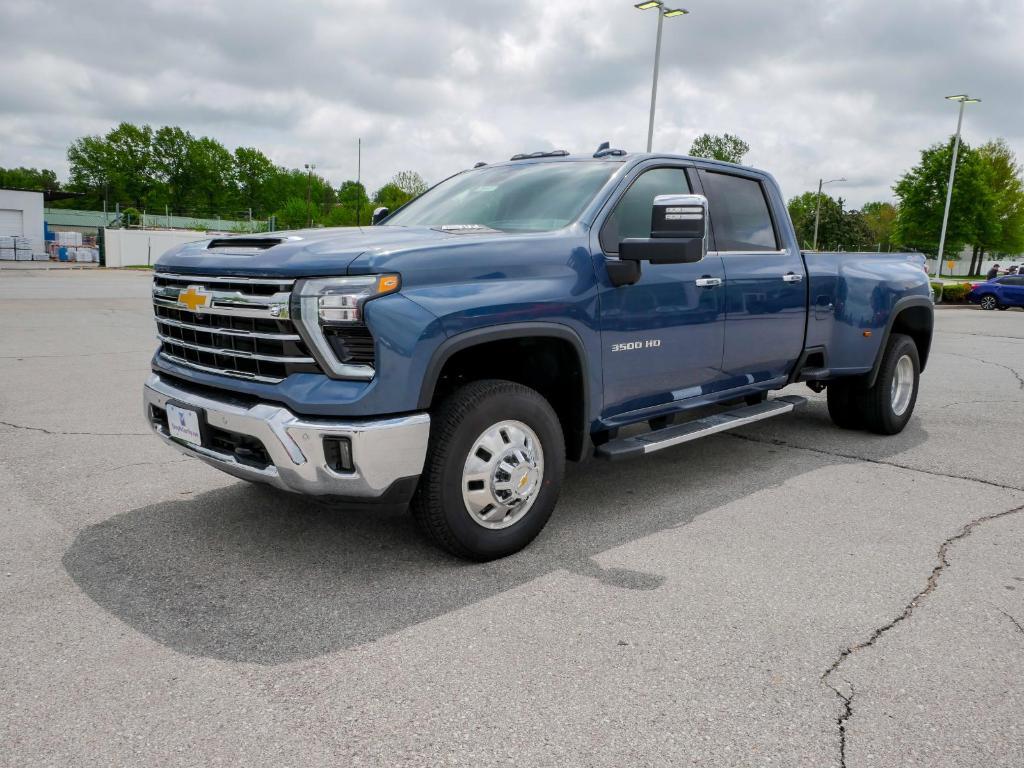 new 2025 Chevrolet Silverado 3500 car, priced at $73,075