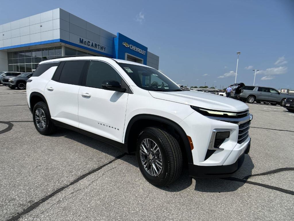 new 2025 Chevrolet Traverse car, priced at $45,545