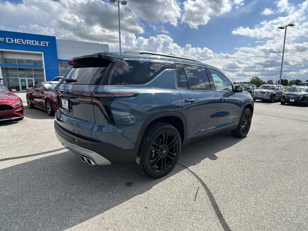 new 2025 Chevrolet Traverse car, priced at $50,415