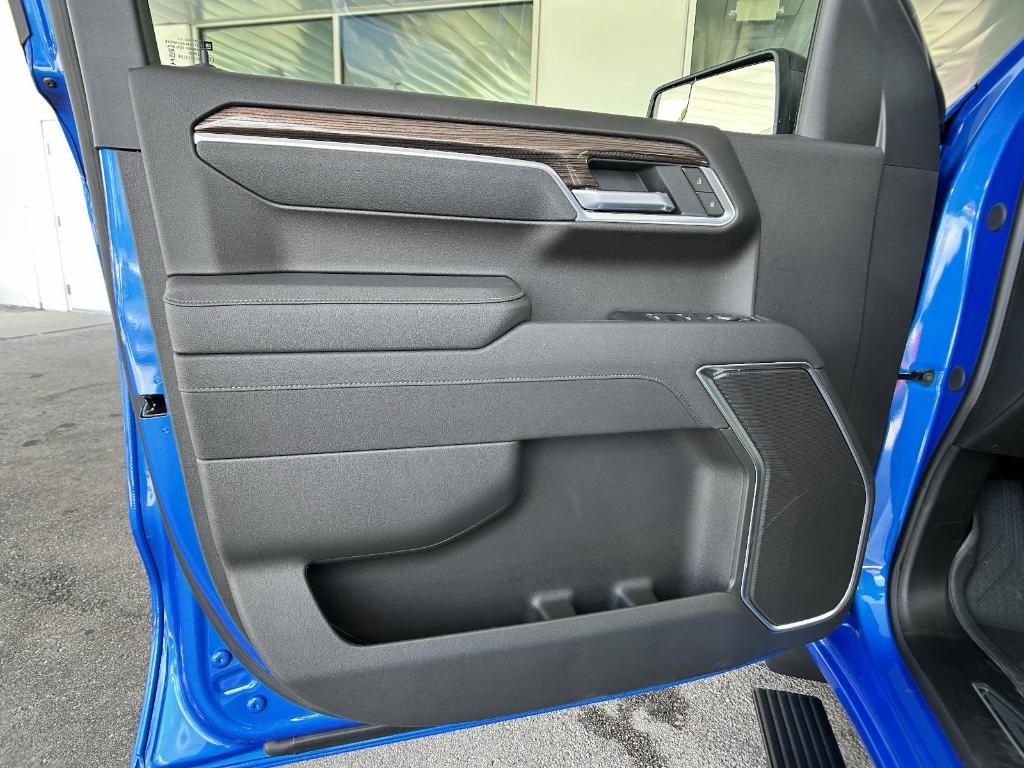 new 2025 Chevrolet Silverado 1500 car