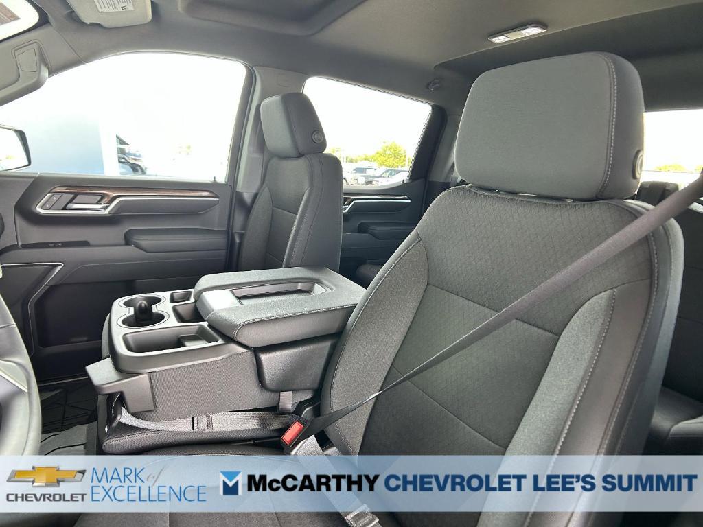 new 2025 Chevrolet Silverado 1500 car, priced at $46,015