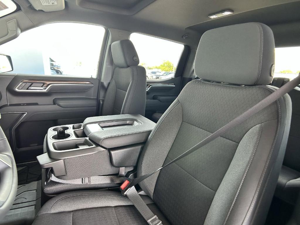 new 2025 Chevrolet Silverado 1500 car