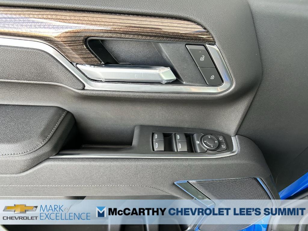 new 2025 Chevrolet Silverado 1500 car, priced at $46,015