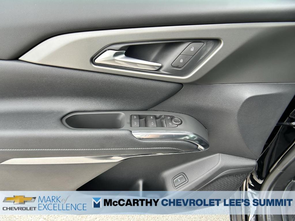 new 2025 Chevrolet Traverse car, priced at $45,045