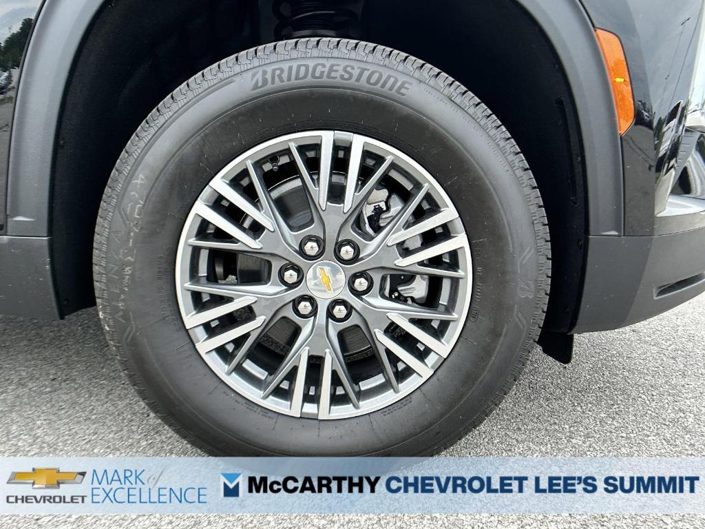 new 2025 Chevrolet Traverse car, priced at $45,045