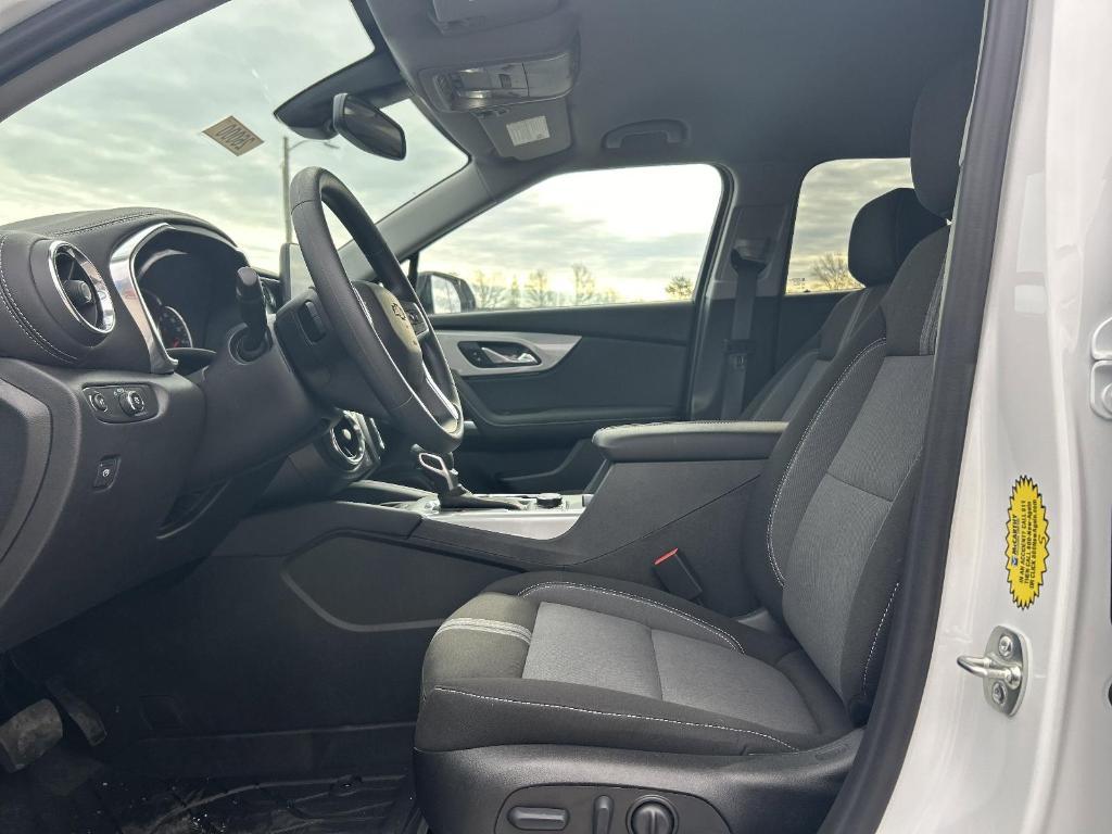 new 2025 Chevrolet Blazer car, priced at $35,230