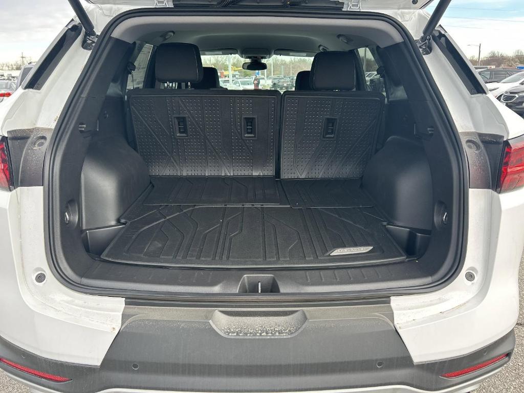 new 2025 Chevrolet Blazer car, priced at $35,230