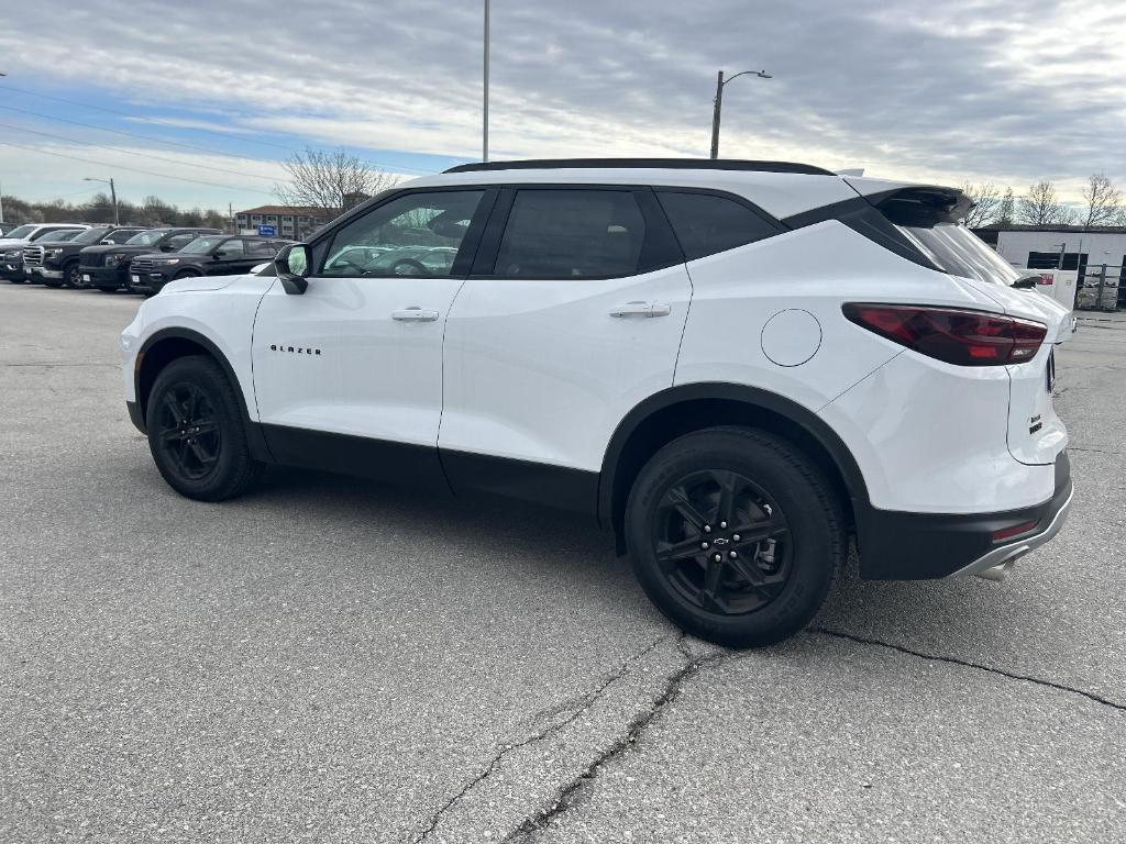 new 2025 Chevrolet Blazer car, priced at $35,230