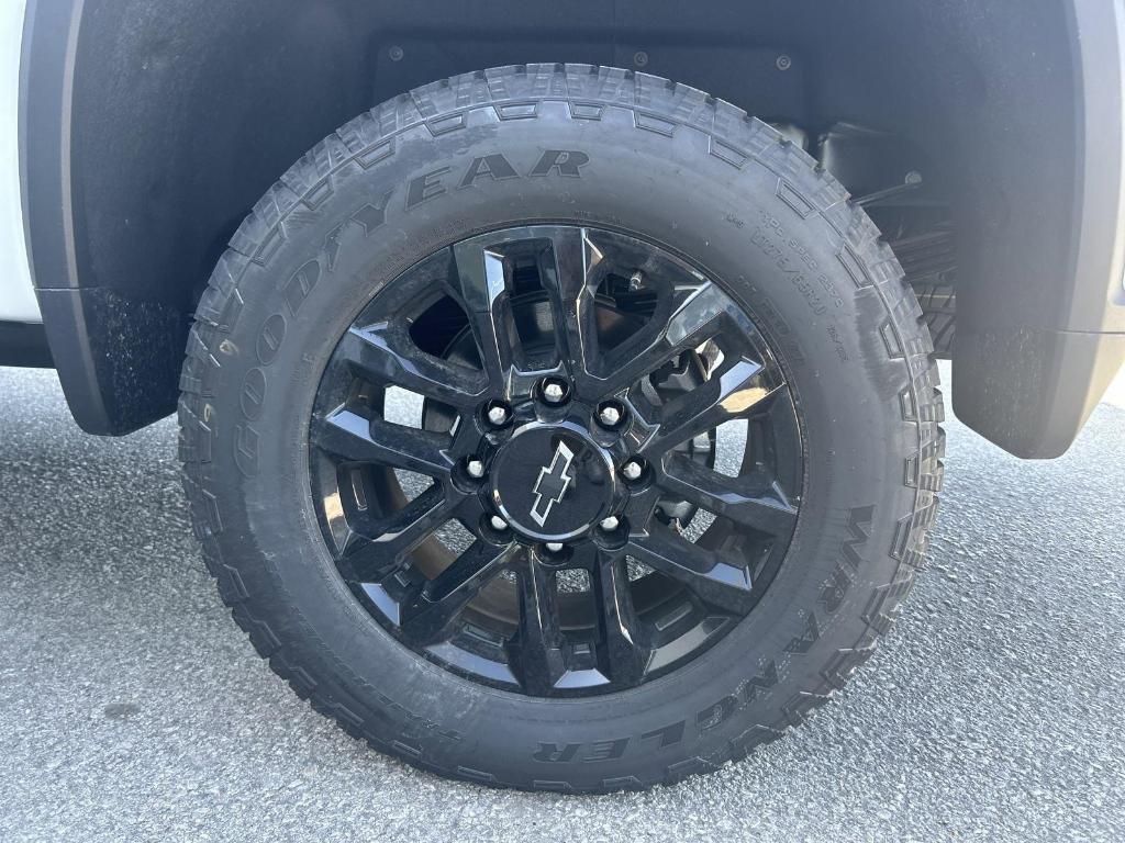 new 2025 Chevrolet Silverado 2500 car, priced at $81,820
