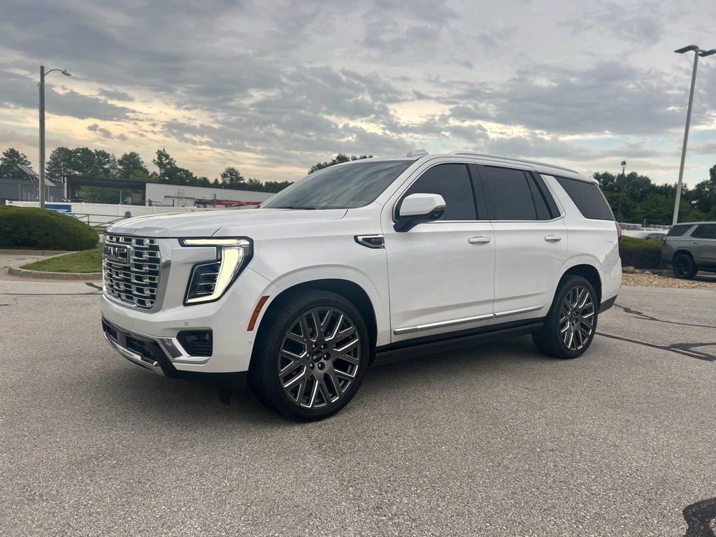 used 2025 GMC Yukon car, priced at $93,000
