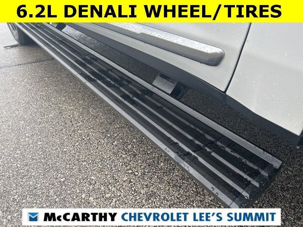 used 2025 GMC Yukon car, priced at $93,000
