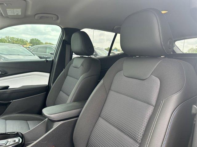 new 2025 Chevrolet Trax car, priced at $24,885