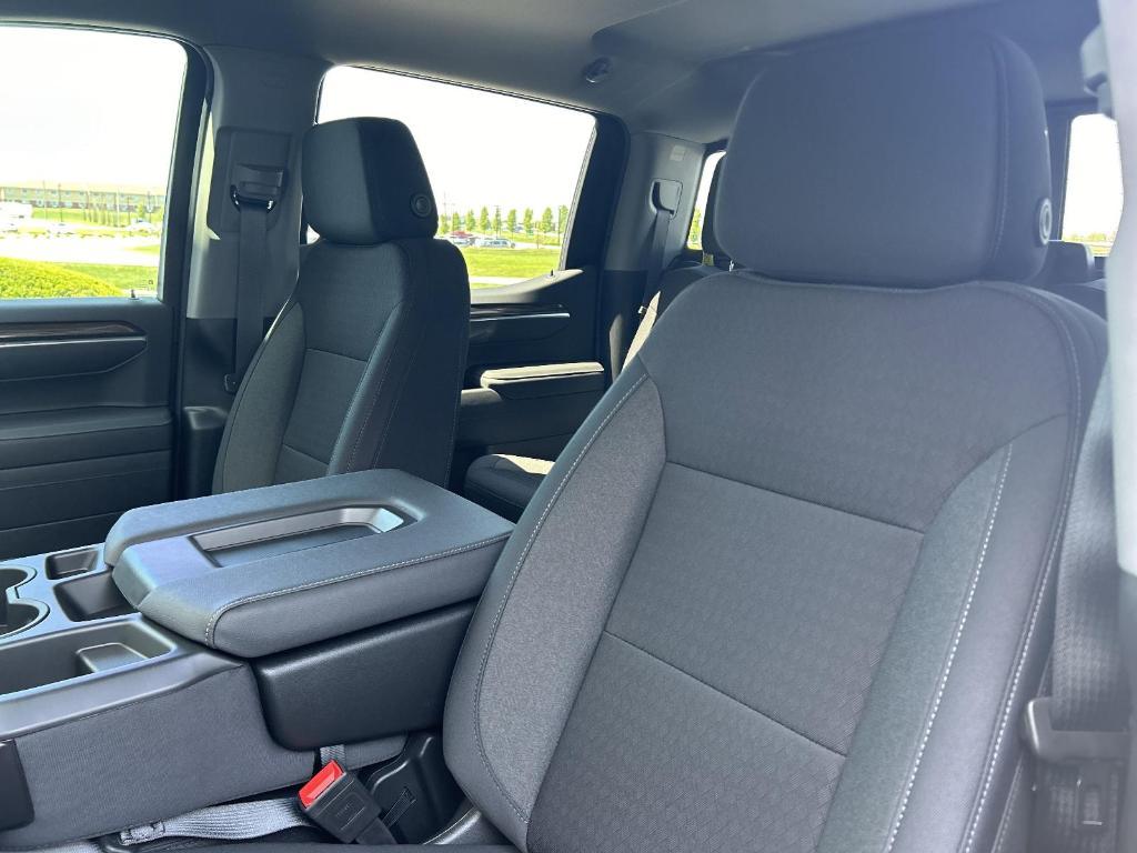 new 2025 Chevrolet Silverado 1500 car
