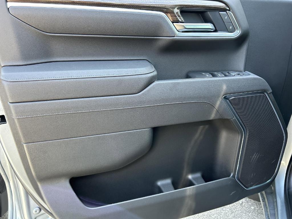 new 2025 Chevrolet Silverado 1500 car